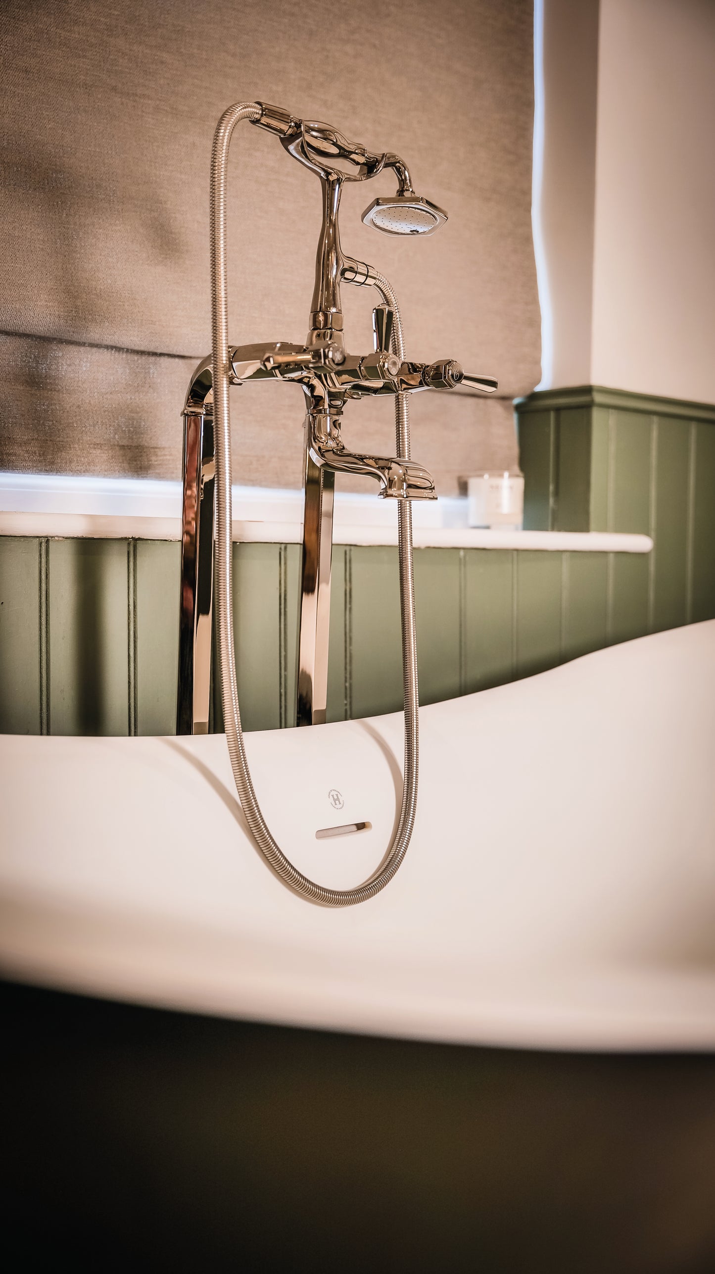 Darcey | Freestanding Bath Mixer