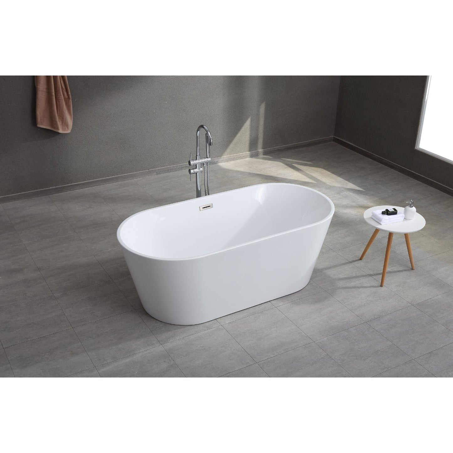 The Saffron | Freestanding Acrylic Bath