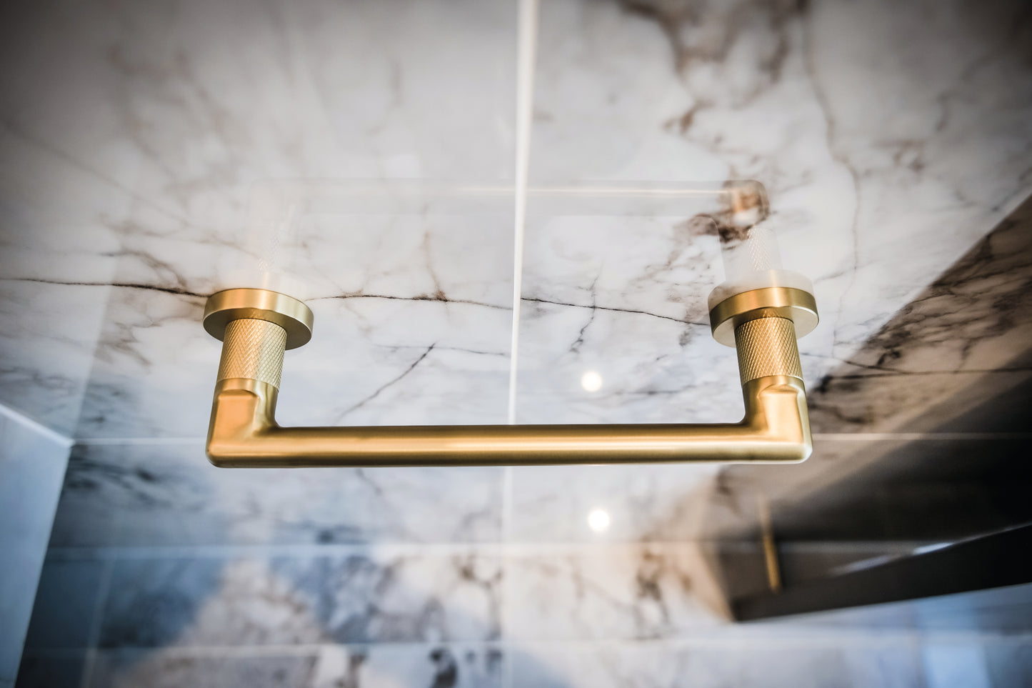 Vienna Accessories | Hand Towel Rail