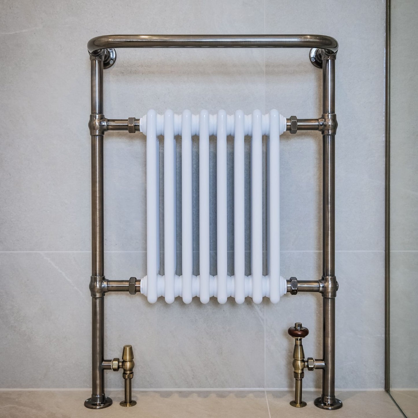 The Walter | Traditional Towel Rail Radiator